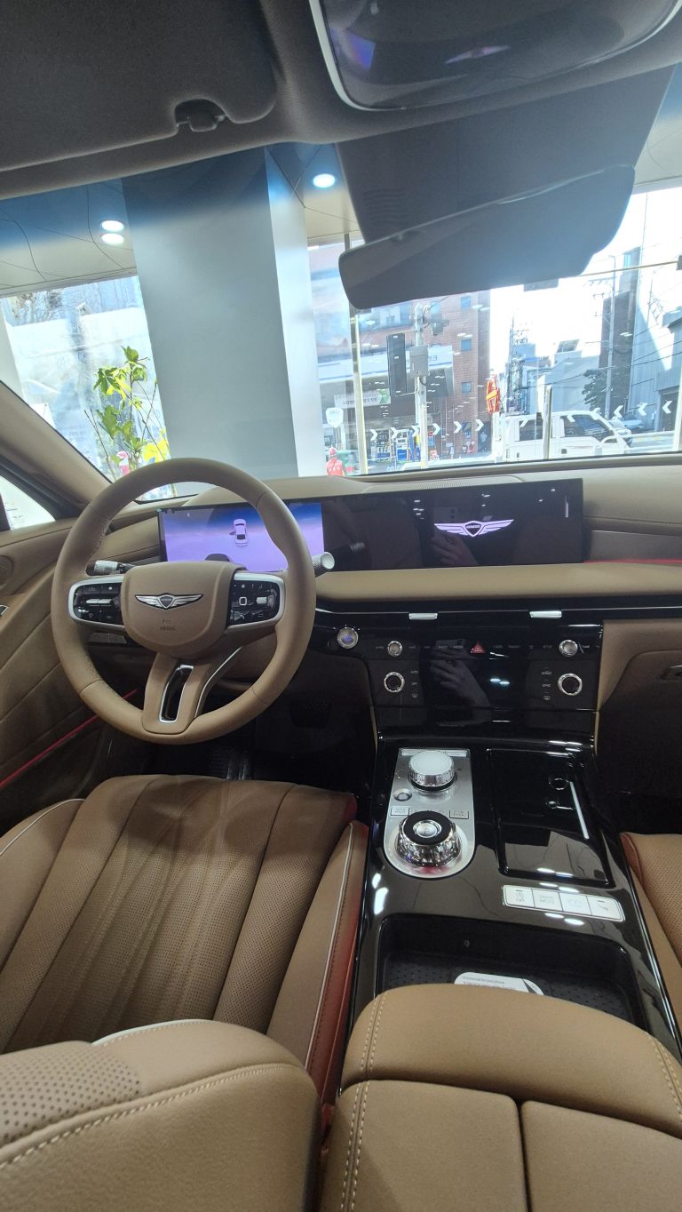 G80 뒷좌석 공간과 편의성, 동승자를 위한 배려